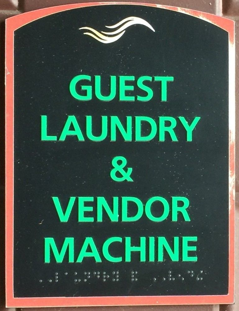 Pearsall Inn And Suites Екстериор снимка